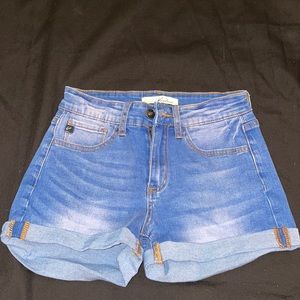Women’s jean shorts size 25